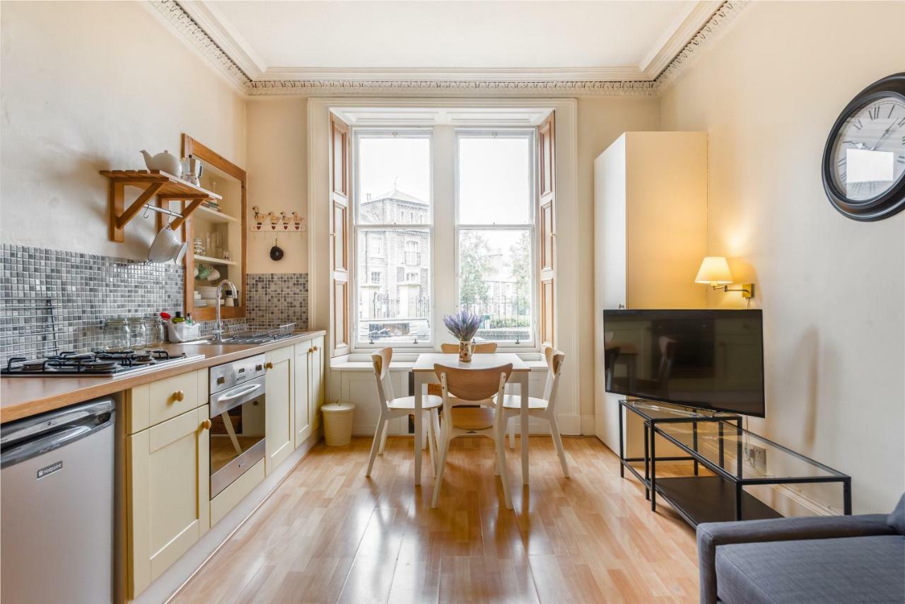 Spacious & Unique City Central 1 Bed With Wifi Edimburgo Esterno foto